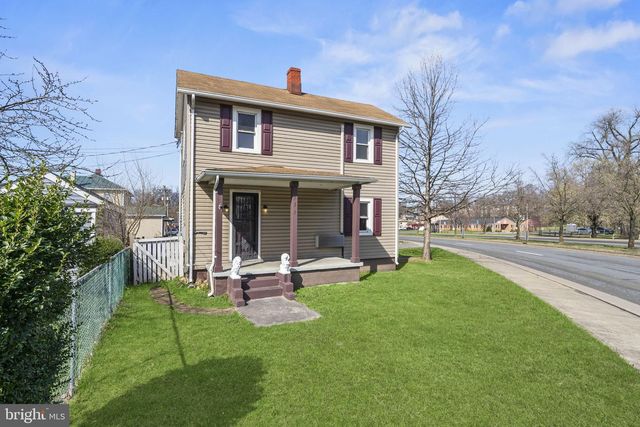 822 N COMMERCE AVE, Front Royal, VA 22630