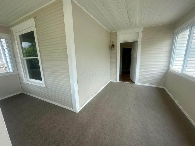 600 N Maple Street, Lancaster, OH 43130