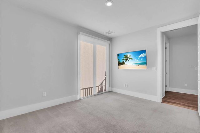 506 LAUREL PARK DRIVE 506, Sarasota, FL 34236