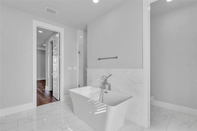 506 LAUREL PARK DRIVE 506, Sarasota, FL 34236