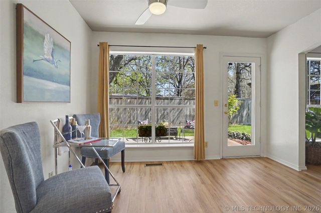 5527 S Delaware Court, Tulsa, OK 74105