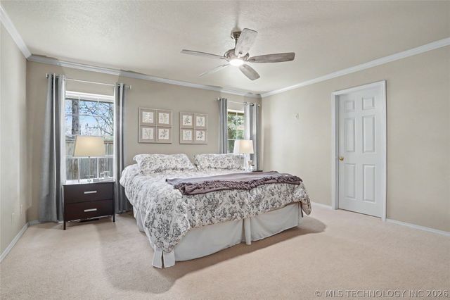 5527 S Delaware Court, Tulsa, OK 74105