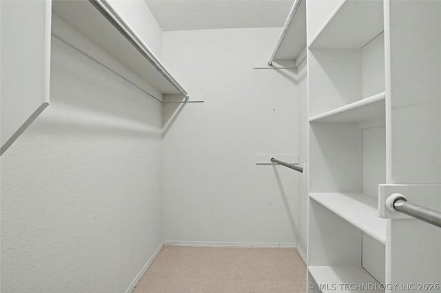 5527 S Delaware Court, Tulsa, OK 74105