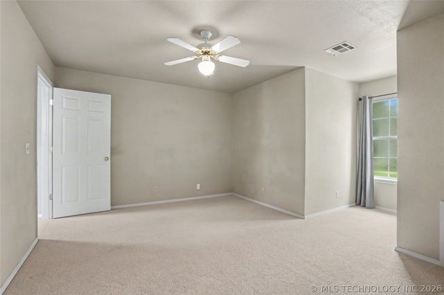 5527 S Delaware Court, Tulsa, OK 74105