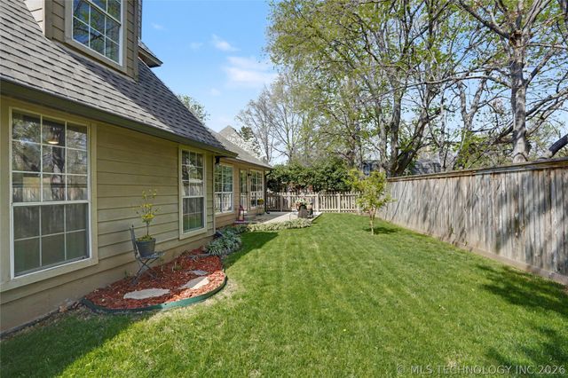 5527 S Delaware Court, Tulsa, OK 74105