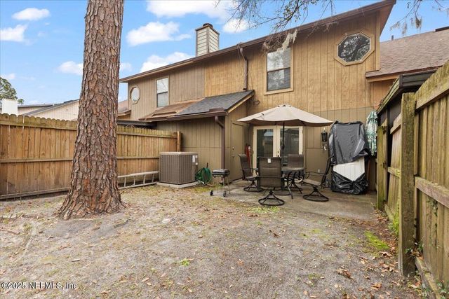 5548 MARATHON Parkway, Jacksonville, FL 32244