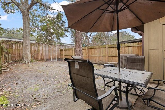 5548 MARATHON Parkway, Jacksonville, FL 32244