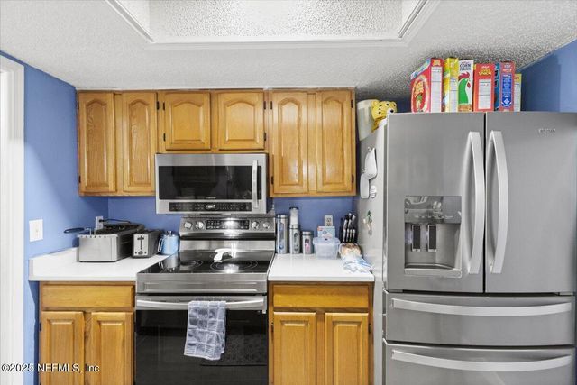 5548 MARATHON Parkway, Jacksonville, FL 32244