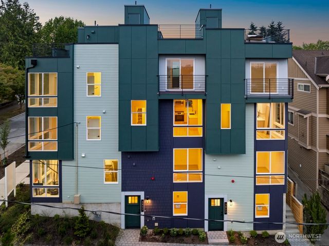 3852 Carr Place N, Seattle, WA 98103