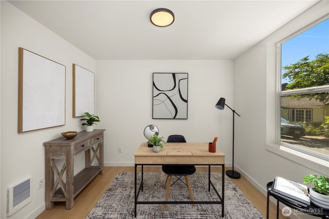 3852 Carr Place N, Seattle, WA 98103