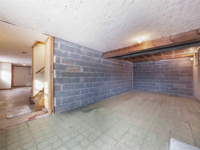 50 Klein Avenue, West Nyack, NY 10994