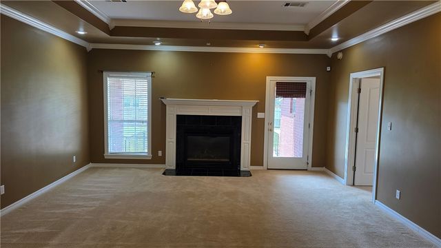 2415 W 8th Street, Russellville, AR 72801