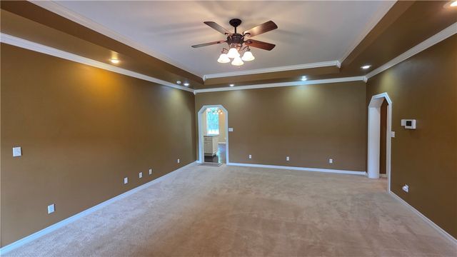 2415 W 8th Street, Russellville, AR 72801