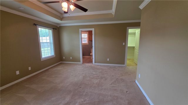 2415 W 8th Street, Russellville, AR 72801