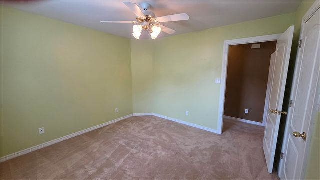 2415 W 8th Street, Russellville, AR 72801