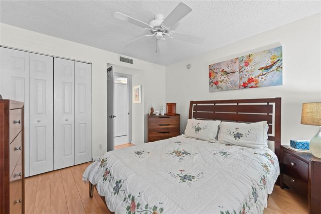 9716 Sills Drive 103, Boynton Beach, FL 33437