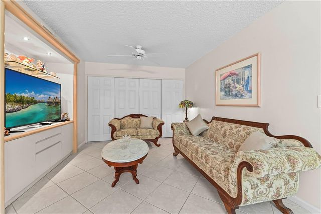 9716 Sills Drive 103, Boynton Beach, FL 33437