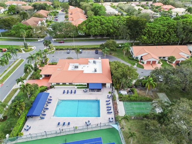 9716 Sills Drive 103, Boynton Beach, FL 33437