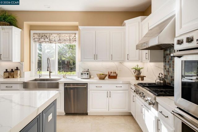 3432 Ashbourne Cir, San Ramon, CA 94583