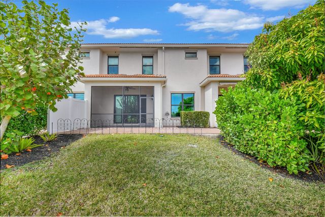 10102 Akenside Drive, Boca Raton, FL 33428