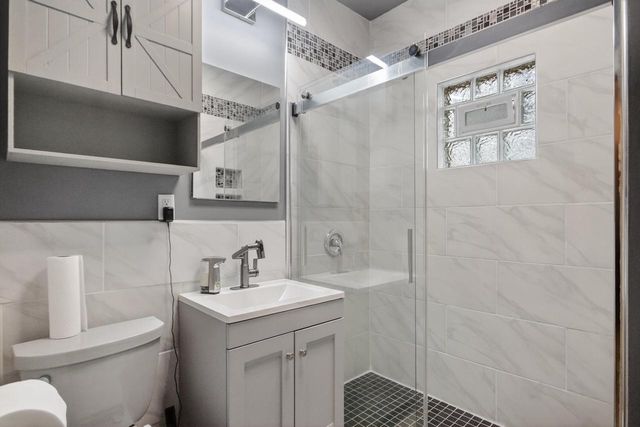 2534 N 46th STREET, Milwaukee, WI 53210