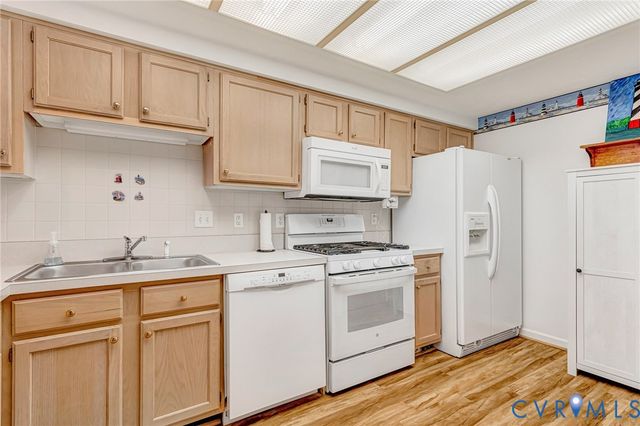 1536 Patriot Cir, Glen Allen, VA 23059