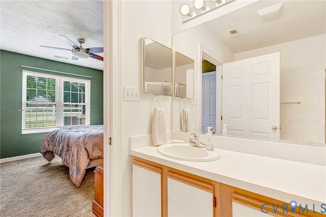 1536 Patriot Cir, Glen Allen, VA 23059