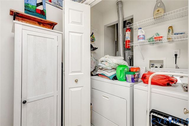 1536 Patriot Cir, Glen Allen, VA 23059