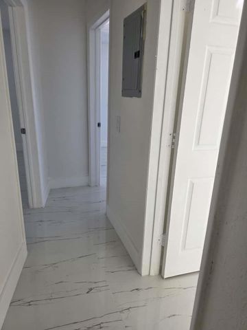 364 NW 2nd Ct, Deerfield Beach, FL 33441