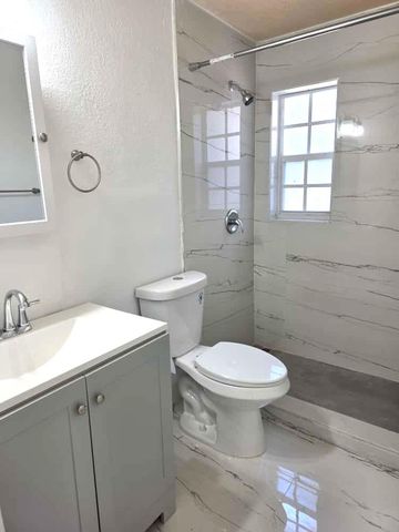 364 NW 2nd Ct, Deerfield Beach, FL 33441