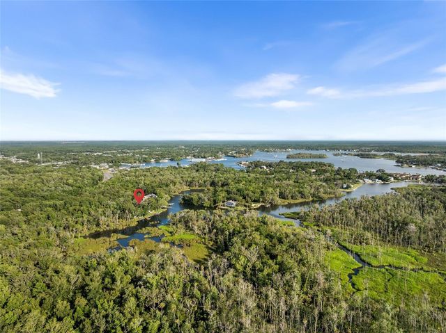 900 NW SNUG HARBOR ROAD, Crystal River, FL 34428