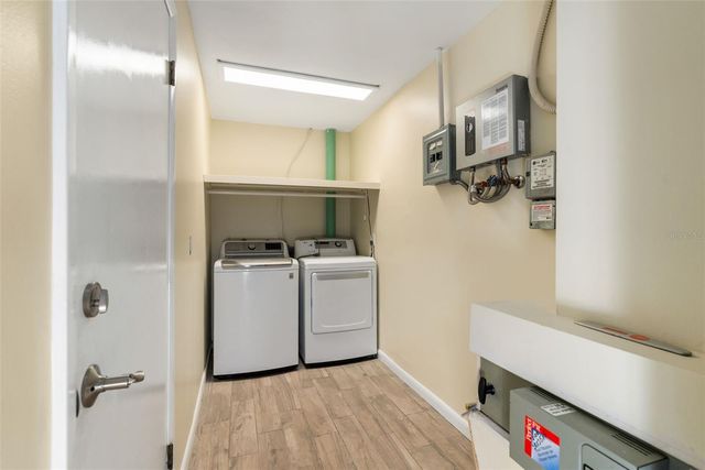 900 NW SNUG HARBOR ROAD, Crystal River, FL 34428