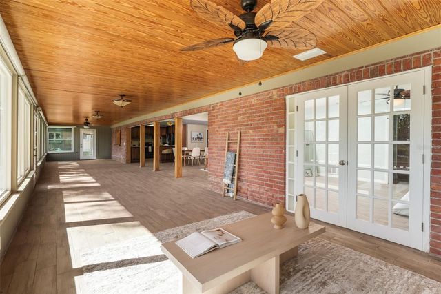 900 NW SNUG HARBOR ROAD, Crystal River, FL 34428