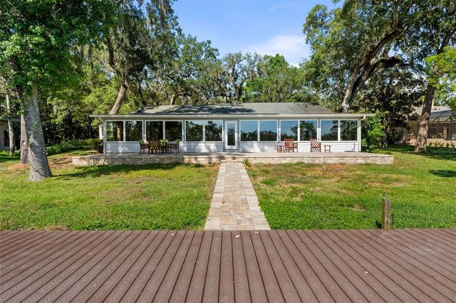 900 NW SNUG HARBOR ROAD, Crystal River, FL 34428