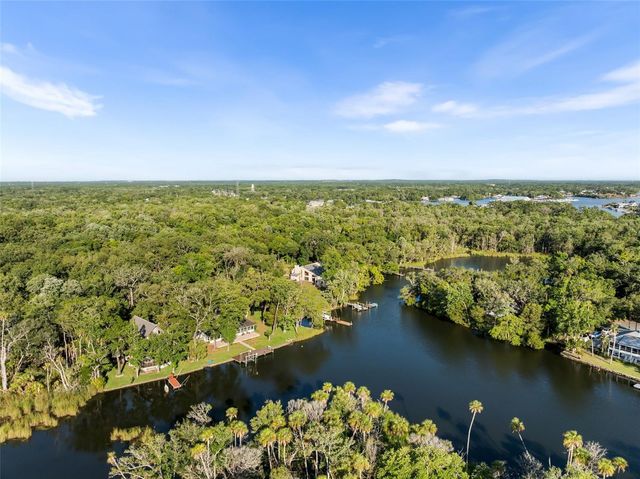 900 NW SNUG HARBOR ROAD, Crystal River, FL 34428