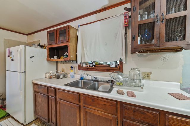 1150 Bell Hollow Rd, Vanleer, TN 37181