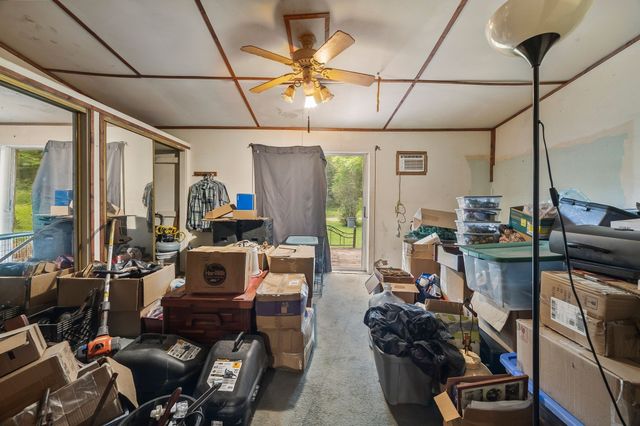 1150 Bell Hollow Rd, Vanleer, TN 37181
