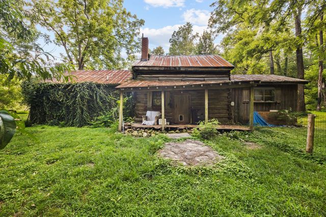 1150 Bell Hollow Rd, Vanleer, TN 37181