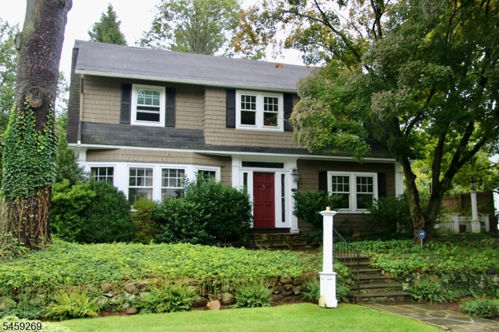 72 Gould Pl, Caldwell Boro Twp., NJ 07006 — exterior