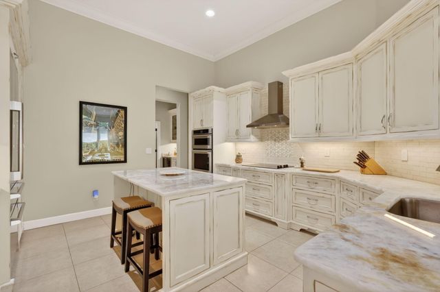 808 SW Classico Court, Port St. Lucie, Port St Lucie, FL 34986