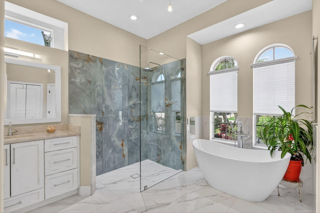 808 SW Classico Court, Port St. Lucie, Port St Lucie, FL 34986