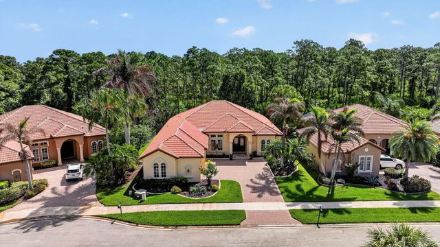 808 SW Classico Court, Port St. Lucie, Port St Lucie, FL 34986