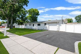 100 Patchogue Holbrook Road, Ronkonkoma, NY 11779