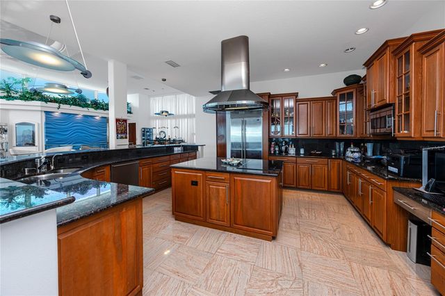 4908 64TH DRIVE W, Bradenton, FL 34210