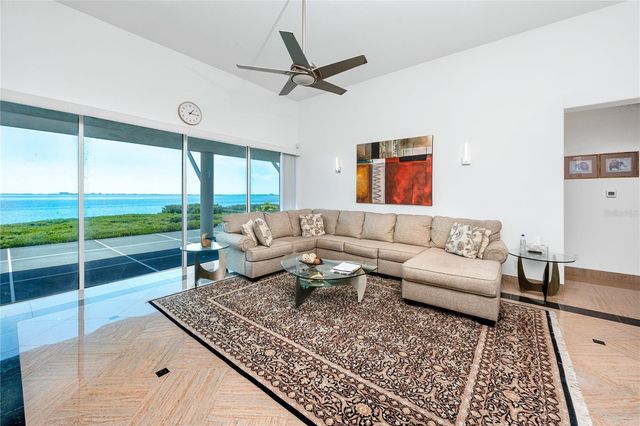 4908 64TH DRIVE W, Bradenton, FL 34210