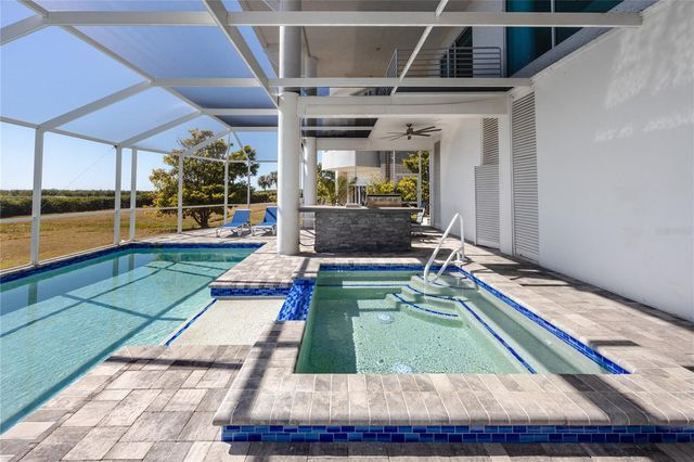 4908 64TH DRIVE W, Bradenton, FL 34210