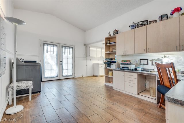 308 Davenport Lane, Las Vegas, NV 89107