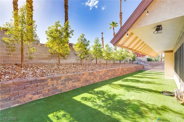 308 Davenport Lane, Las Vegas, NV 89107