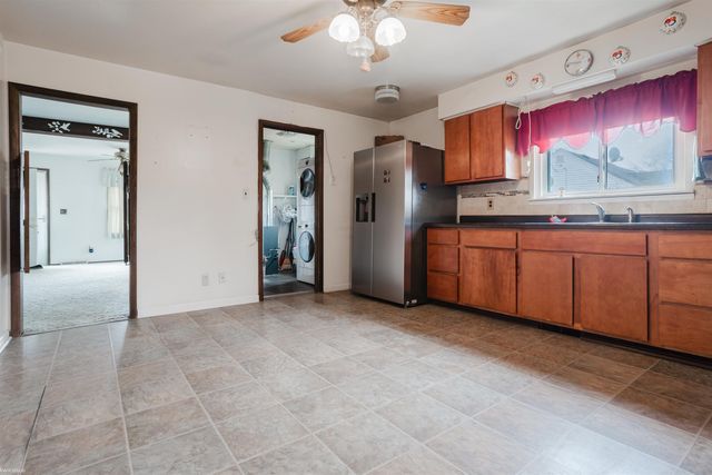 4033 Helen Avenue, Fort Gratiot Twp, MI 48059