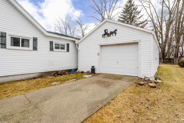4033 Helen Avenue, Fort Gratiot Twp, MI 48059